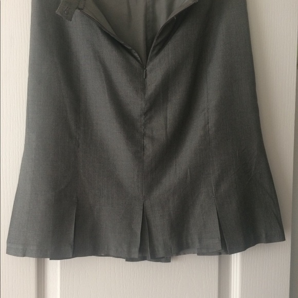 Max Sudios Skirt - Picture 2 of 3